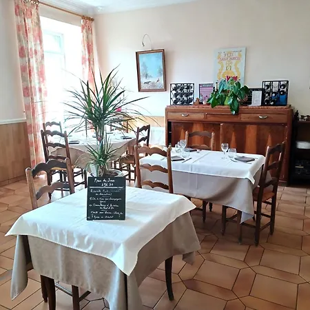 Szálloda Logis Du Pont D'or 2*